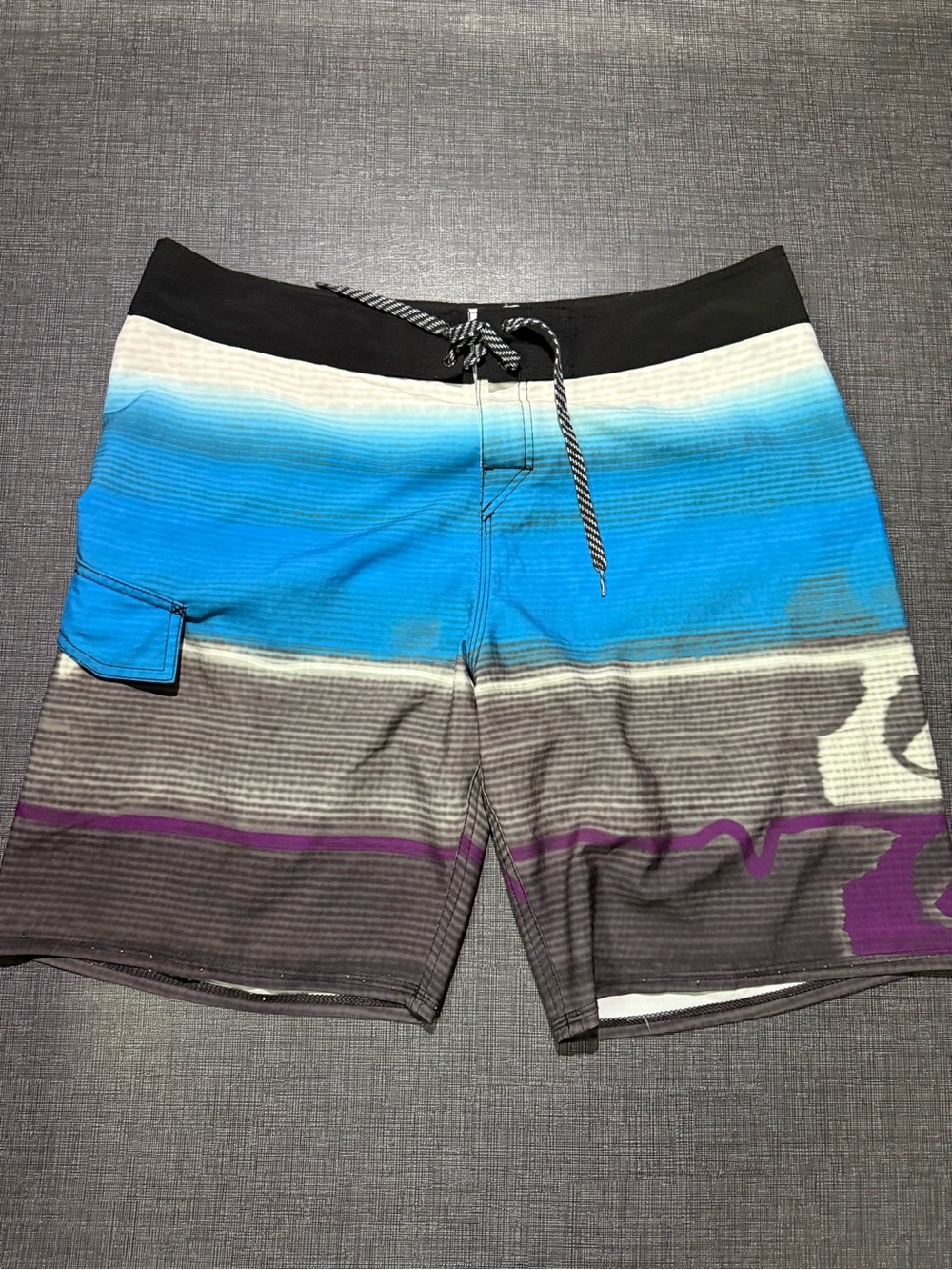 Quick silver swim suit